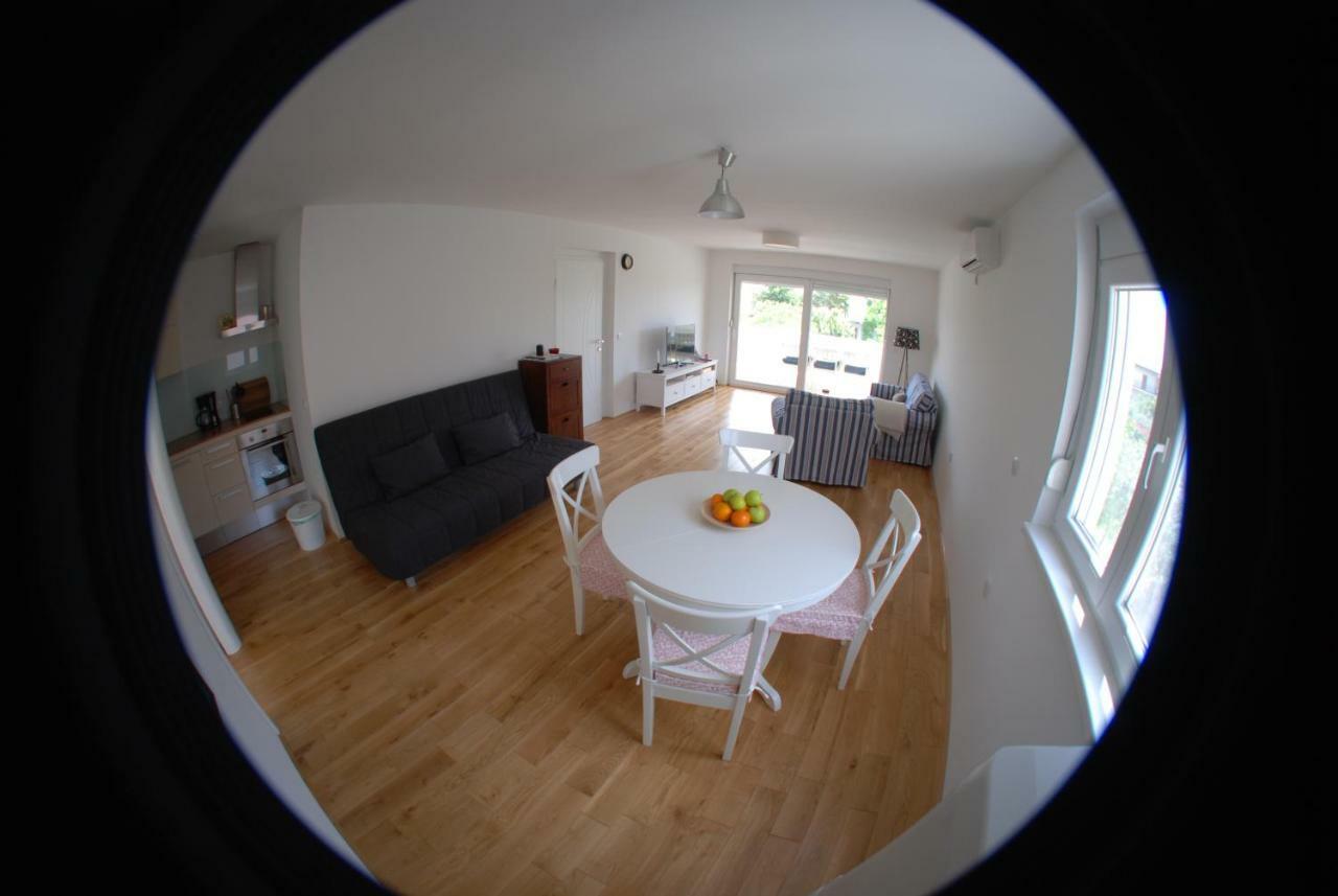 Apartments Babic Sukošan Esterno foto