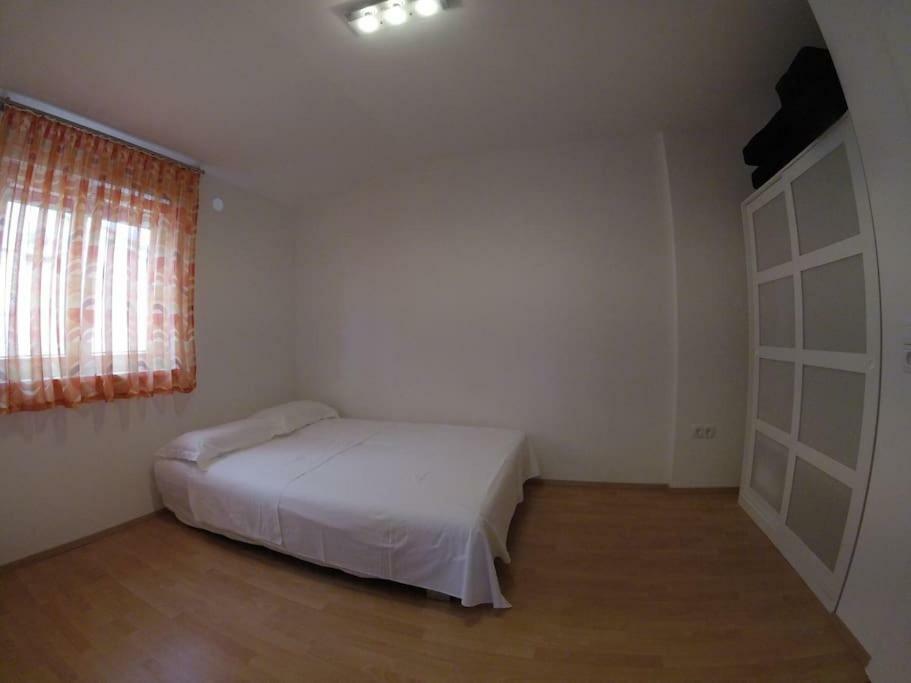 Apartments Babic Sukošan Esterno foto