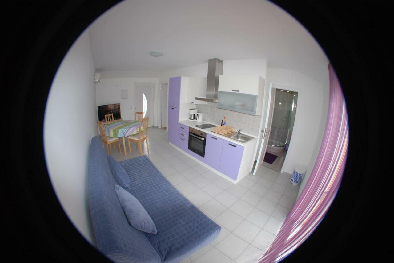 Apartments Babic Sukošan Esterno foto